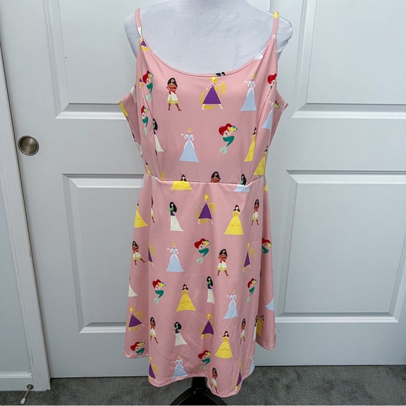 Her Universe x Disney Parks Princess Athletic Dress - Size 1X (NWT) - Picture 1 of 8